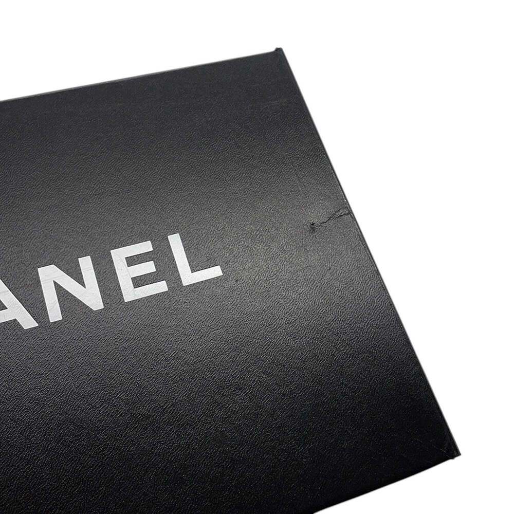 CHANEL Black Caviar Leather Logo Vanity Bag - Picture 15 of 16